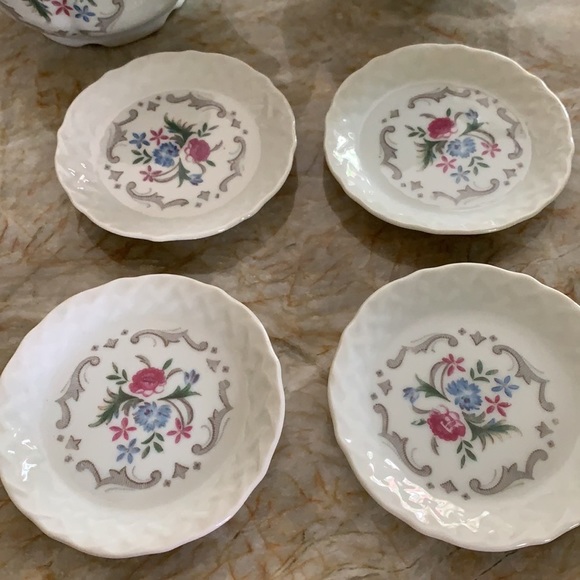 Vintage Summer Garden 16pc Children’s Tea Set - Picture 7 of 10